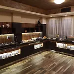 голдън тюлип Хотел 4*