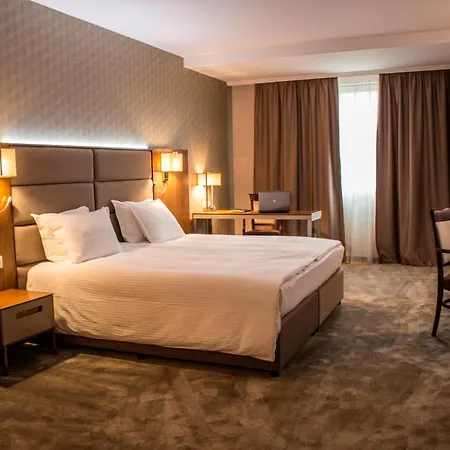 Szálloda Golden Tulip