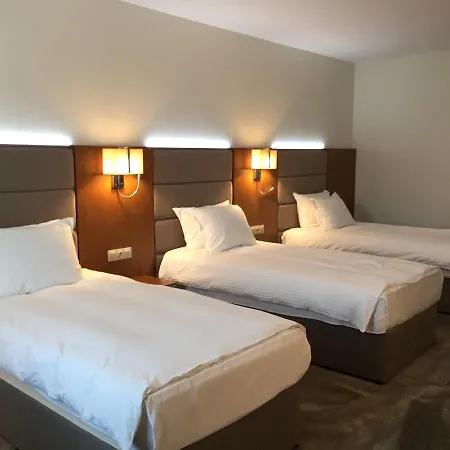 Golden Tulip Szálloda