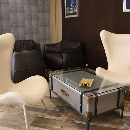Golden Tulip 4*