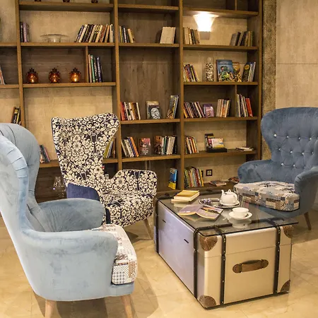 Golden Tulip 4* Várna