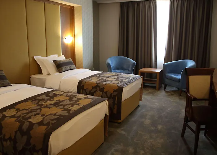 Golden Tulip 4*